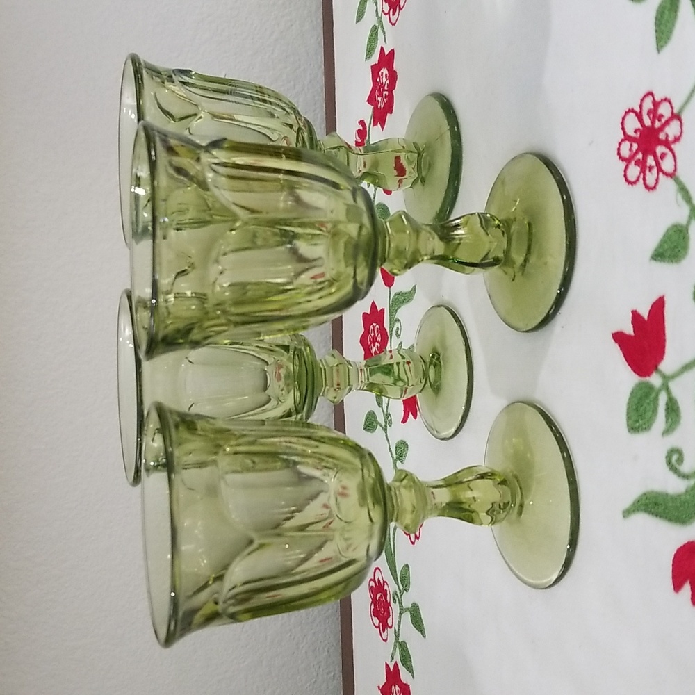 Vintage green goblets, set of 4